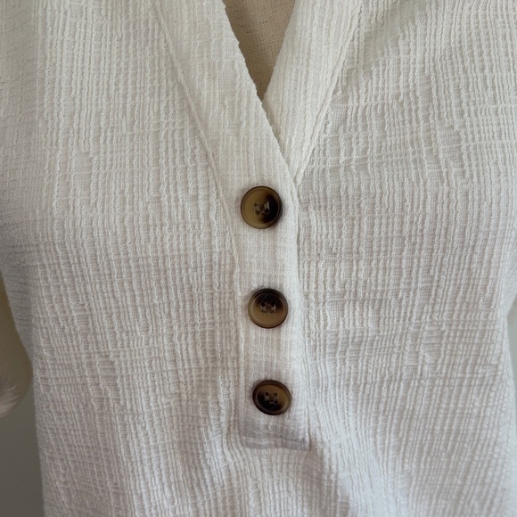 LOFT White Textured Blouse with Button Accents - Picture 4 of 7